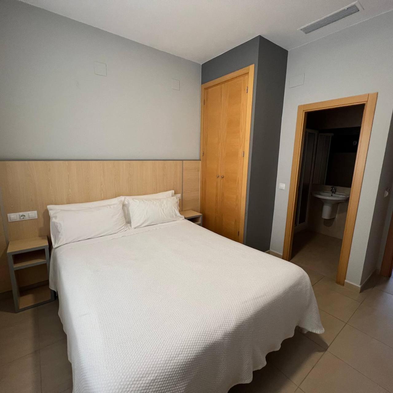 Hostal Manuela Punta Umbría Buitenkant foto