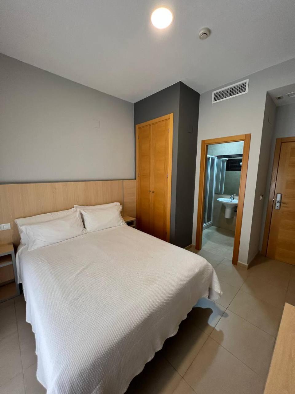 Hostal Manuela Punta Umbría Buitenkant foto